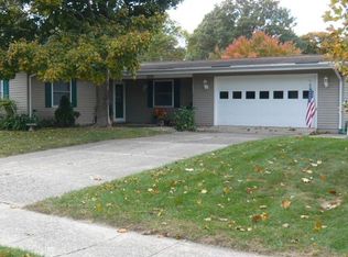 3039 Springbrook Dr, South Bend, IN 46614