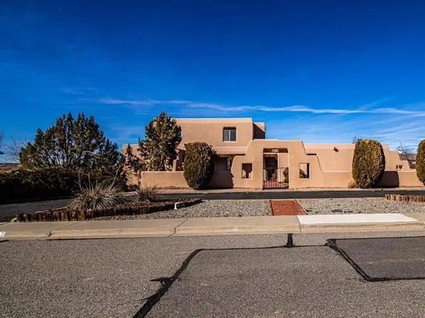 702 Ocio Street, Farmington, NM 87401