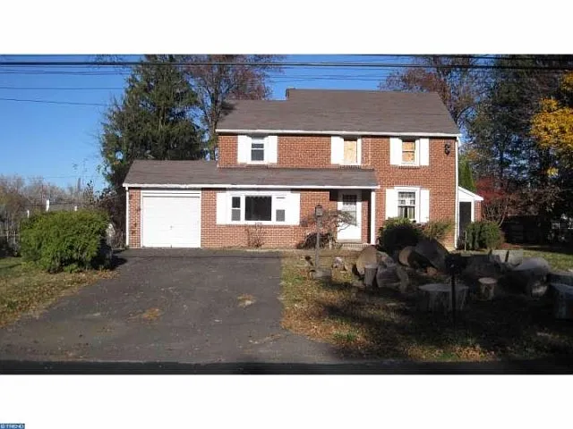 32 Home Rd photo 1