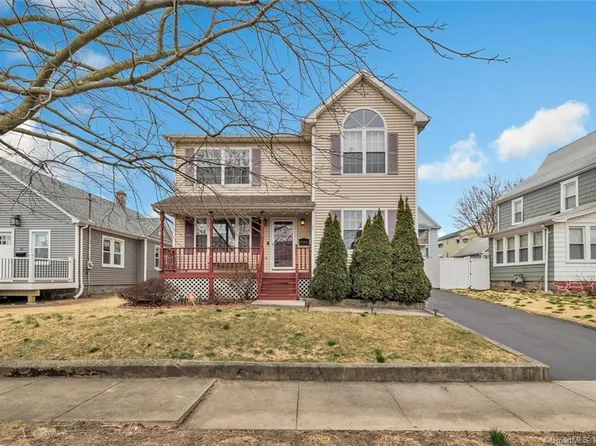 25 Durando Place, Bridgeport, CT 06605