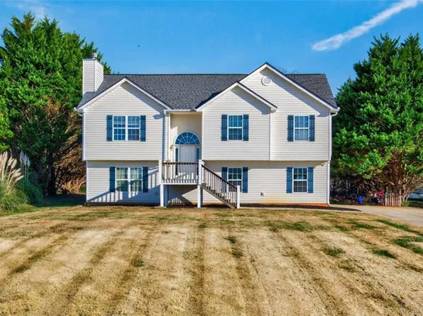 167 Bridgewater Dr, Mount Airy, GA 30563