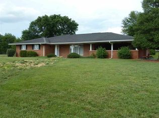 1740 Jackson St, Jasper, IN 47546