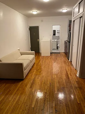 Rented by Sandra Greer Real Estate | media 11