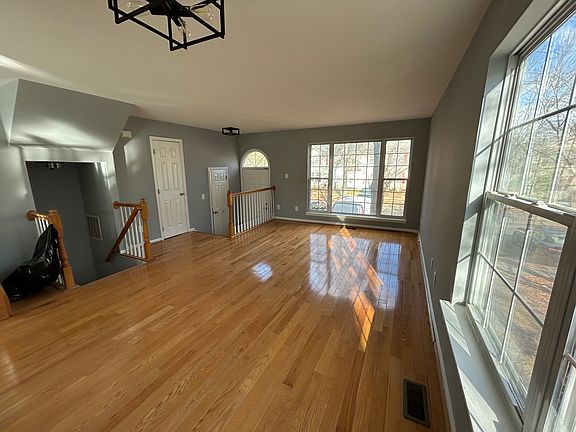 Living room/dining room