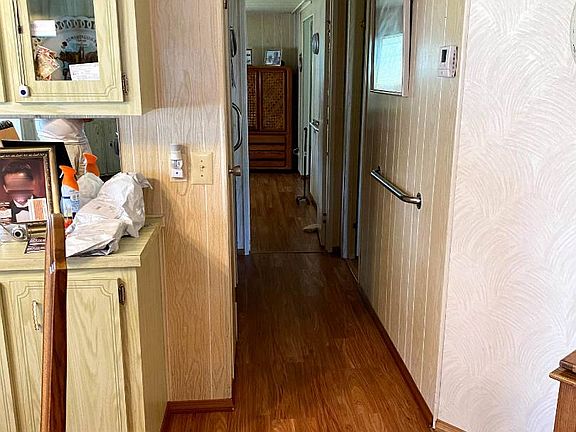 5th image of 8552 Duchess Ct E #339