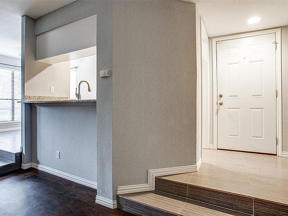 3rd image of 7522 Holly Hill Dr #41