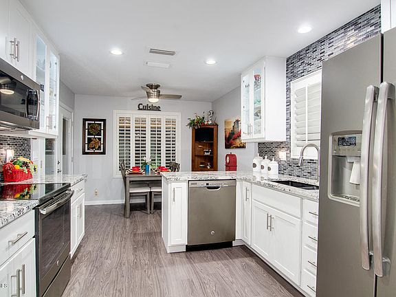 3rd image of 20346 N 109th Ave