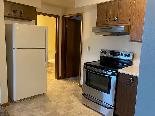 1691 Western Ave #8 — Photo 4