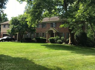 796 Worthington Rd, Wayne, PA 19087