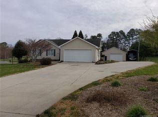 148 Pear Tree Rd, Troutman, NC 28166