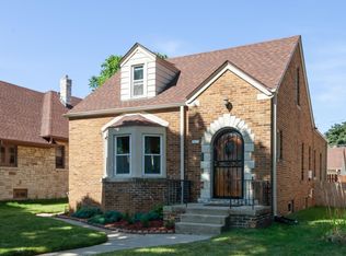 3615 N 49th St, Milwaukee, WI
