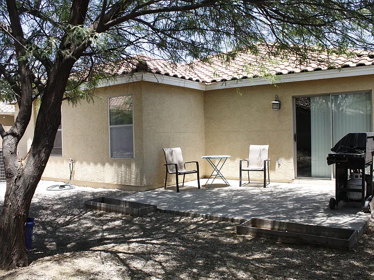 2817 W Silver Creek Ln — Photo 18