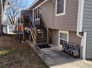 1244 Tennessee St APT 3, Lawrence, KS 66044
