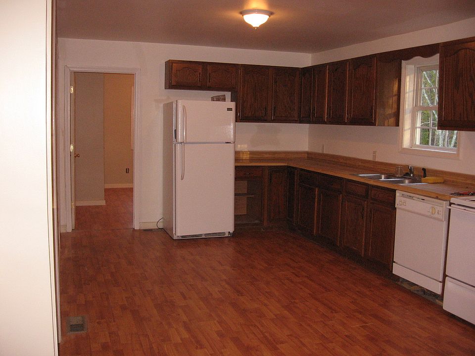 2nd image of 7416 Asheville Hwy