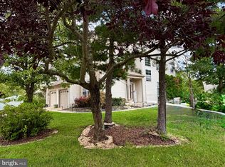 124 Lincoln Ln, Berlin, NJ 08009