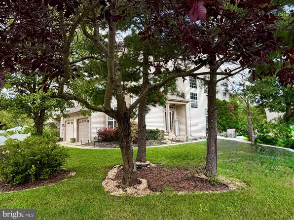 124 Lincoln Ln, Berlin, NJ 08009