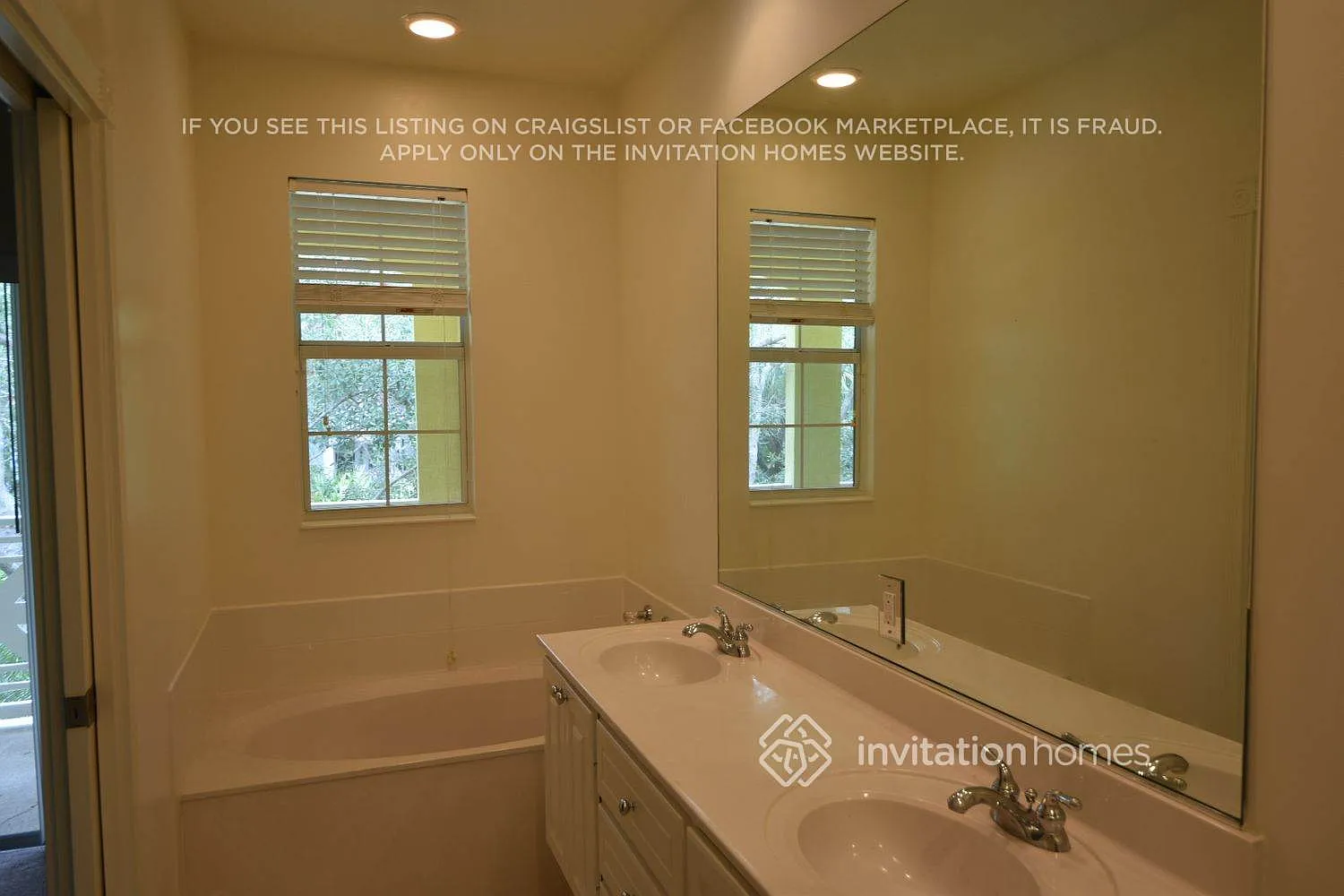 3199 E Community Dr Jupiter, FL 33458 — Photo 4
