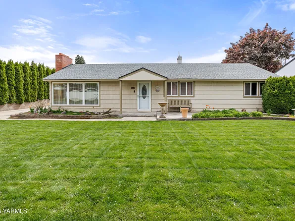 4404 Benjamin Dr, Yakima, WA 98908