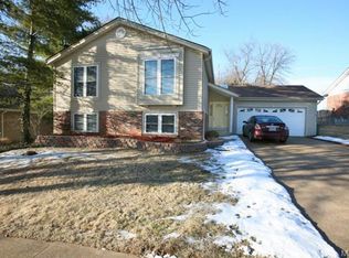 2761 Meramar Dr, Saint Louis, MO