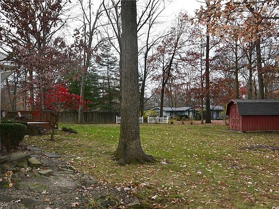 4th image of 365 Deer Trail Ave