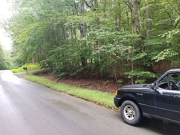 2nd image of 3223 Seven Springs Rd