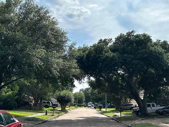 4th image of 17922 Great Glen Dr
