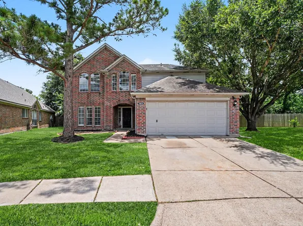 1805 Manor Cir, Rosenberg, TX 77471