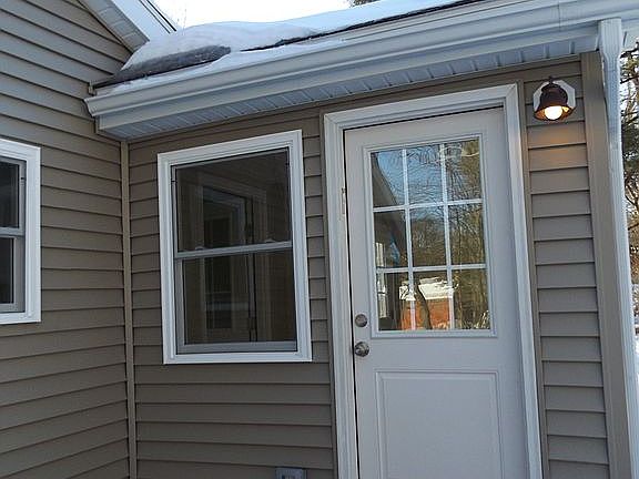 Driveway Entrance/Mudroom