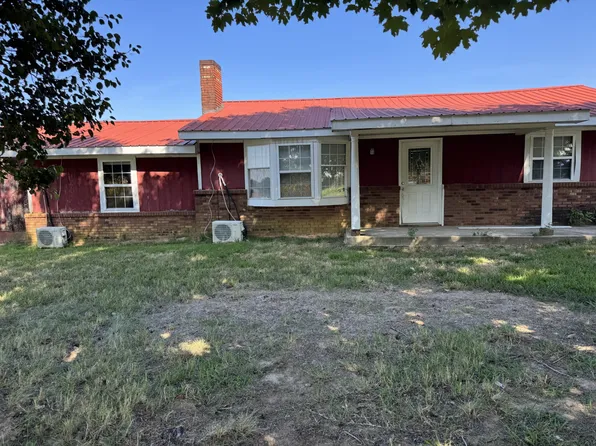 204 Nubia Rd, Westmoreland, TN 37186