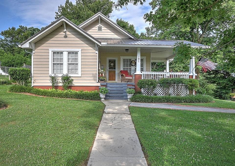 1st image of 191 Brandonwood Dr
