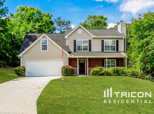 237 Cambridge Dr, Loganville, GA 30052