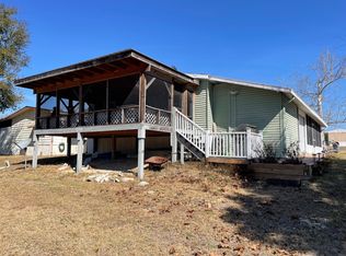 31 Hillsborough Dr, Sorrento, FL 32776