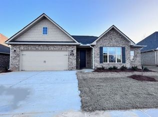 2126 Misty Dr NE #106, Cullman, AL 35058