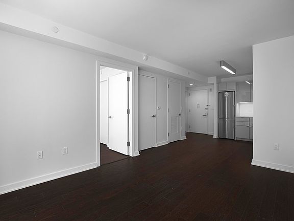 3rd image of 400 W 113th St APT 624