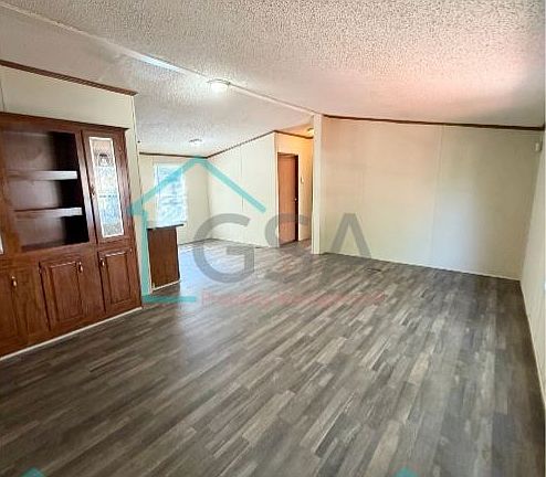 2nd image of 8 Natick Dr