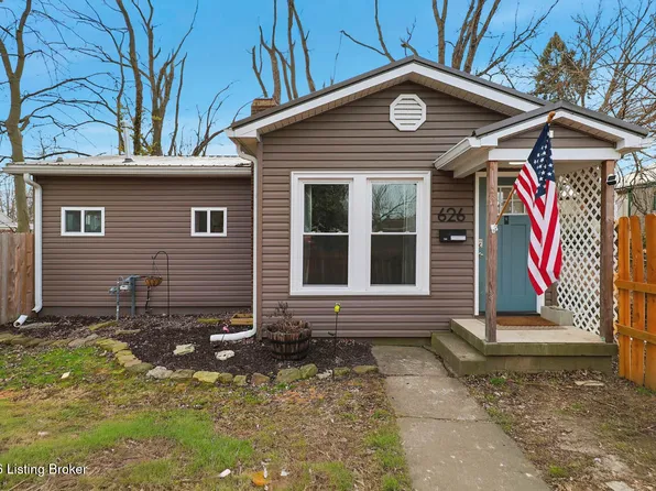 626 E 8th St, Jeffersonville, IN 47130