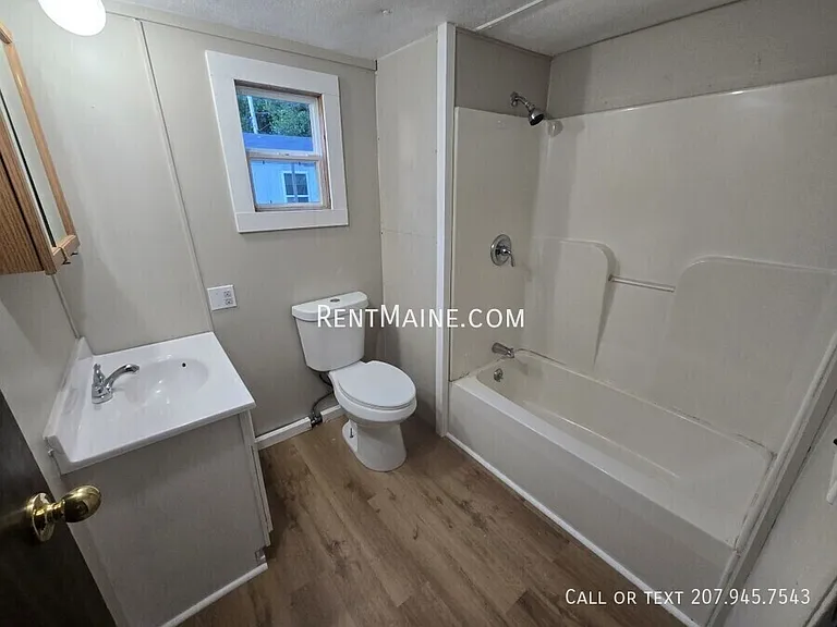 147 Main Rd #18 — Photo 8