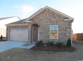 719 Oak Cove Ln NW, Madison, AL 35757