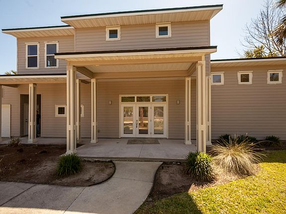 5th image of 5758 Heckscher Dr