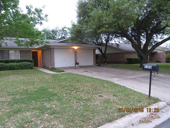 2nd image of 2305 Lillie Ln