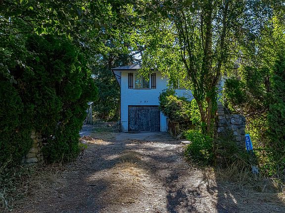 3rd image of 5287 Santa Clara Ave