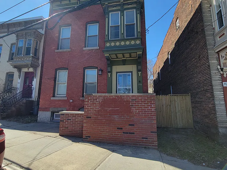 762 Eastern Ave #2 — Photo 27