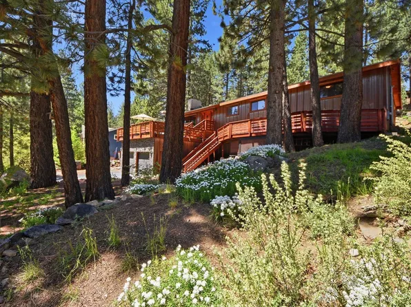 11596 Brook Ln, Truckee, CA 96161