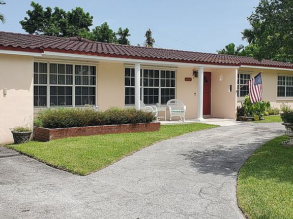 2nd image of 6001 SW 63rd Ave