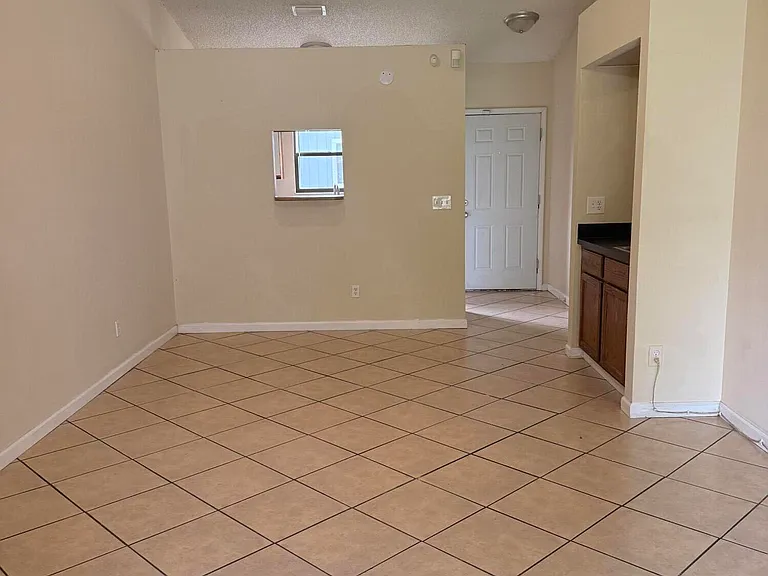 7623 Indian Lakes Dr #3 — Photo 4