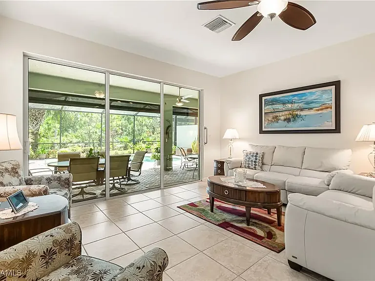 10730 Cetrella Dr — Photo 5