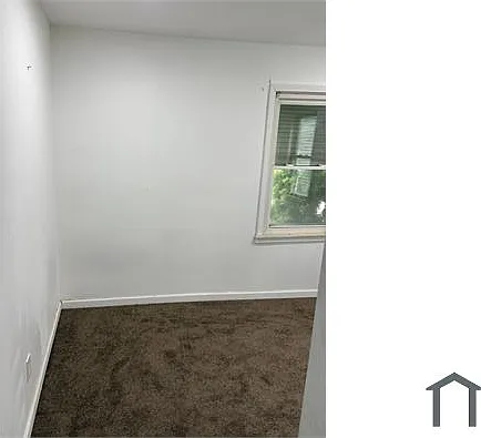 2 bed, 792 sqft, $900 — Photo 2