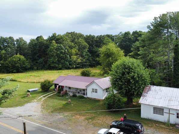691-4160 Flower Gap Rd, Cana, VA 24317