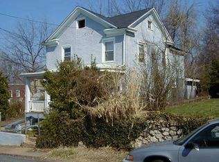 417 Oak St, Charlottesville, VA 22903