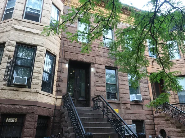 30 Linden Street image 1 of 8